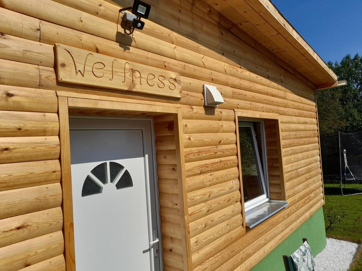 艾格扎洛克 Hoforras Wellness Vendeghaz酒店 外观 照片